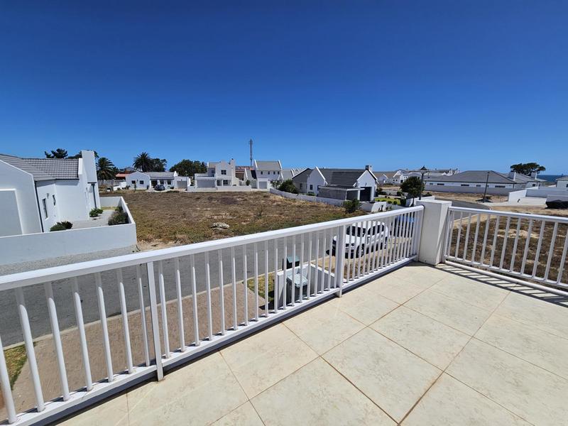 3 Bedroom Property for Sale in Sandy Point Western Cape